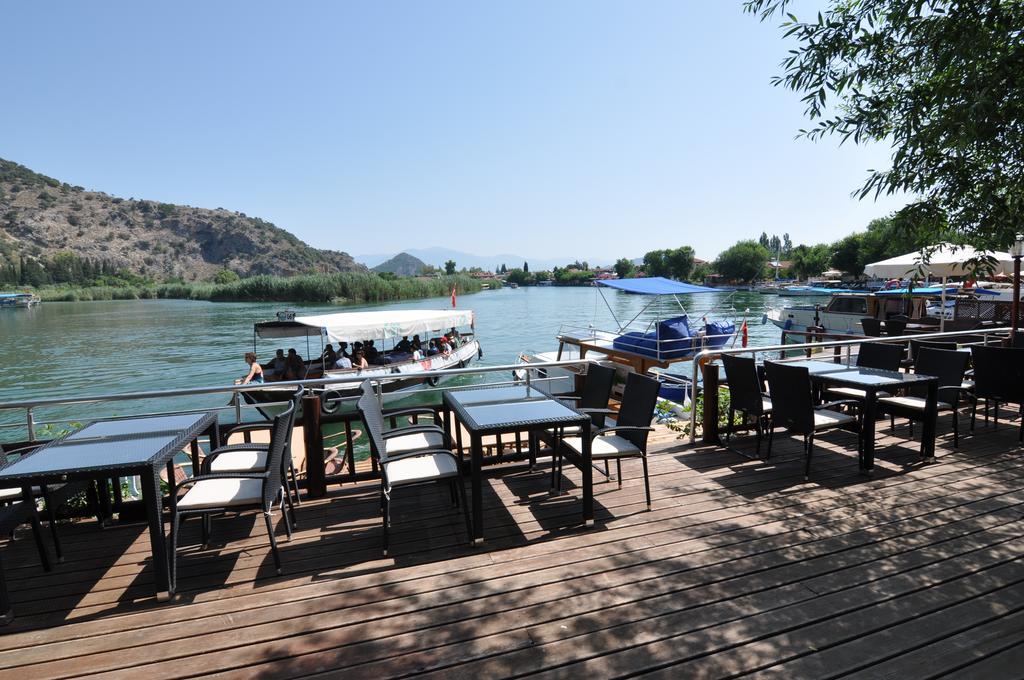 דליאן Longhouse Inn Hotel מראה חיצוני תמונה