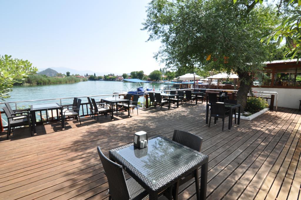 דליאן Longhouse Inn Hotel מראה חיצוני תמונה