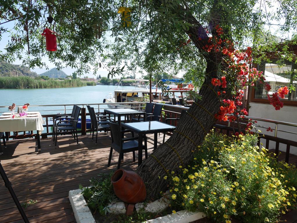 דליאן Longhouse Inn Hotel מראה חיצוני תמונה