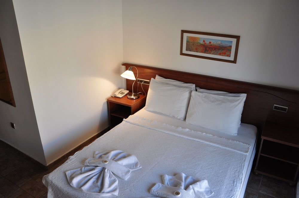 דליאן Longhouse Inn Hotel מראה חיצוני תמונה